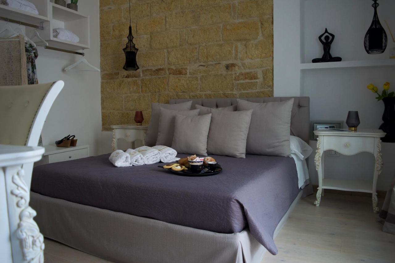 Mare Versus Luxury Suites Barletta Exterior photo