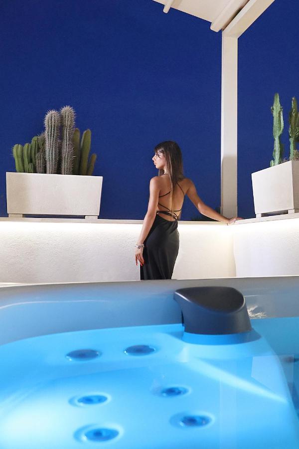 Mare Versus Luxury Suites Barletta Exterior photo
