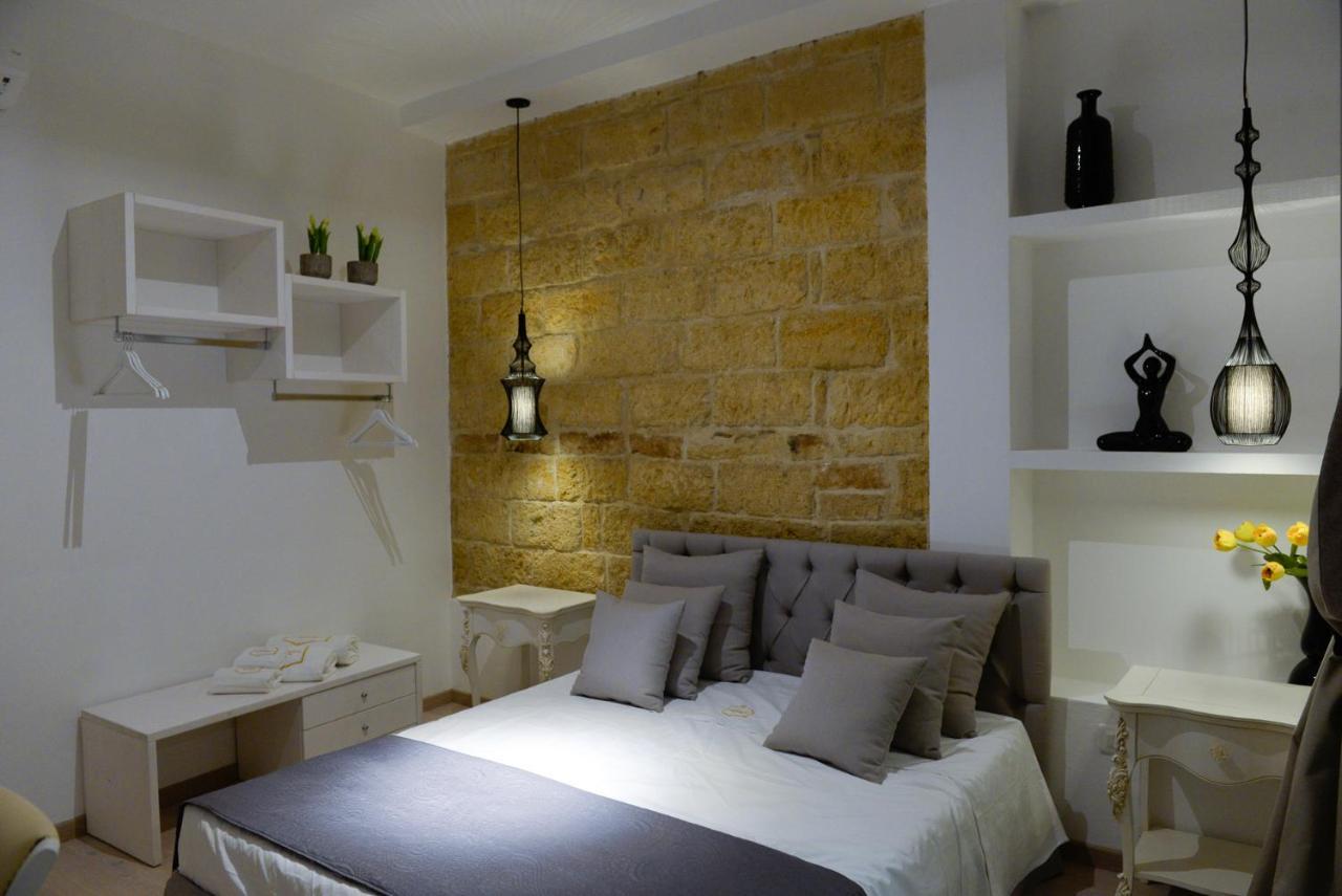 Mare Versus Luxury Suites Barletta Exterior photo