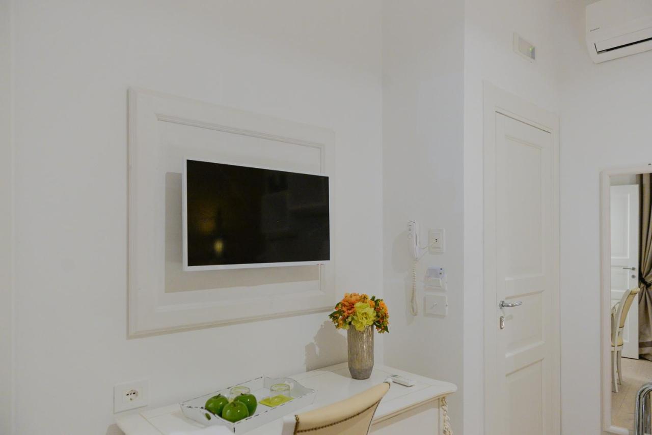 Mare Versus Luxury Suites Barletta Exterior photo